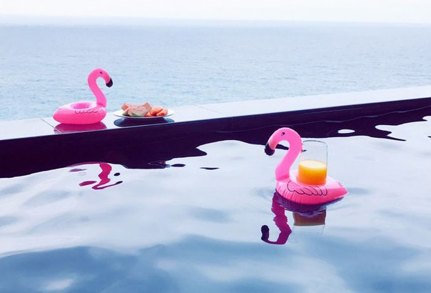 Надувной подстаканник розовый фламинго фото