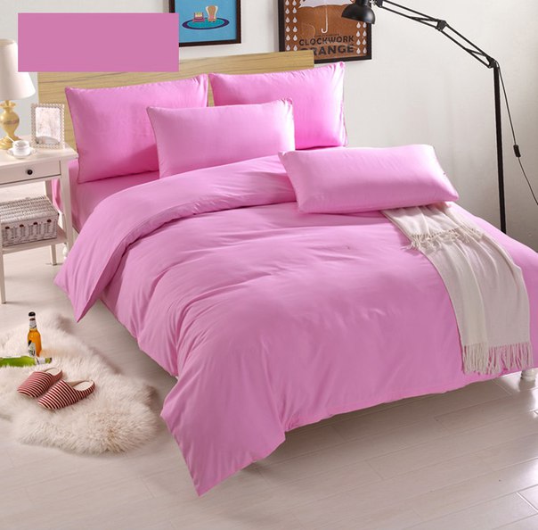 Набор постельного белья нежно розового цвета фото