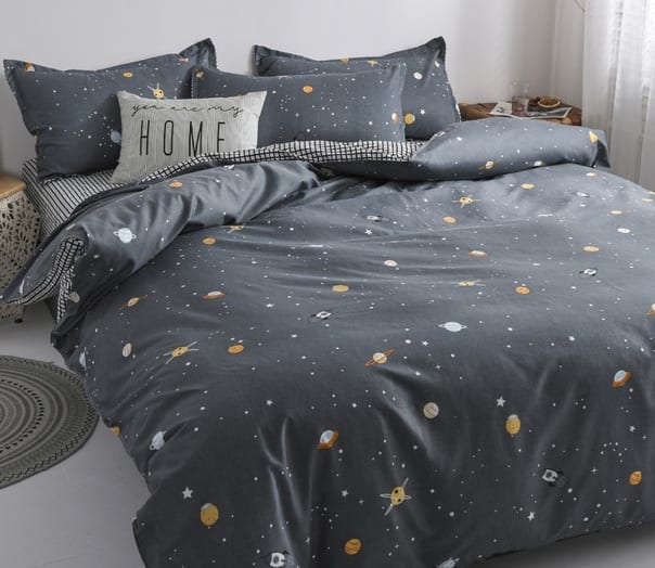 Спальный комплект с космическим небом фото