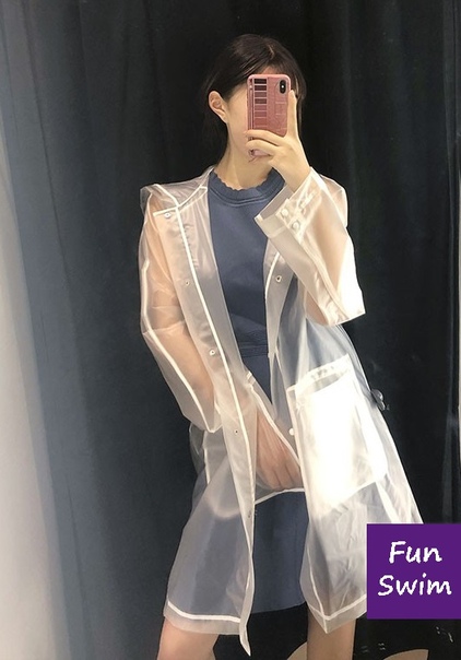 Модный прозрачный дождевой плащ женский с большими карманами