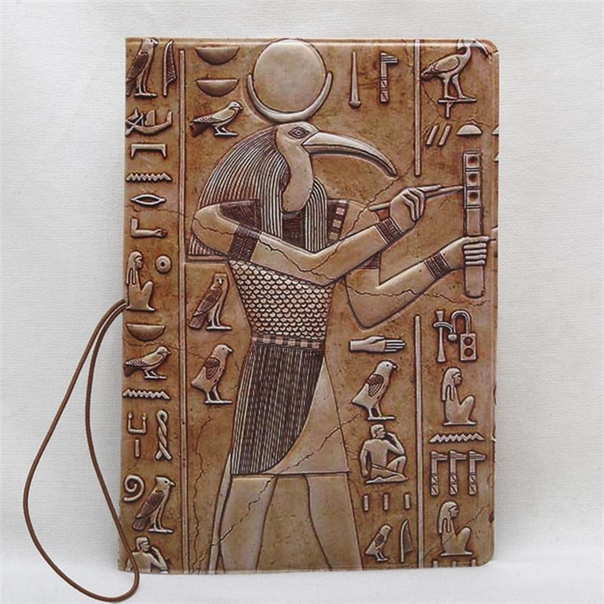 Обложка на паспорт с египетской символикой фото
