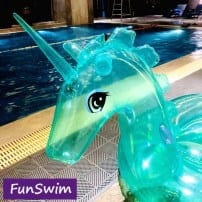 Огромный прозрачный единорог фото