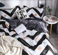 Черно-белый постельный комплект с осеним листьям фото