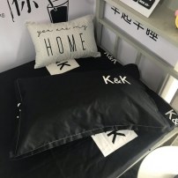 Черный спальный комплект с белой надписью K&ampK фото