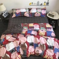 Милый спальный комплект со свиньями фото