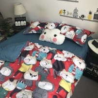 Милый спальный комплект со собаками в костюме фото