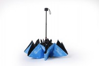 Зонтик с облаками фото